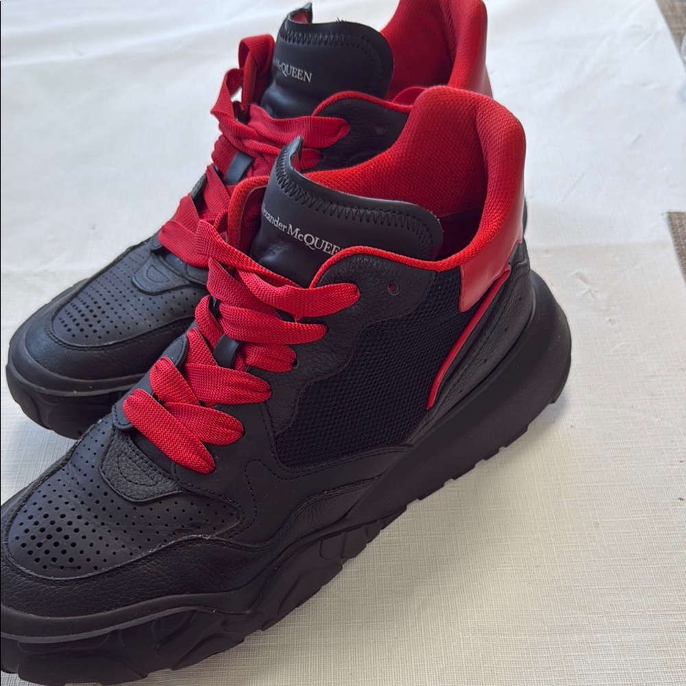 Alexander McQueen Trainers / Sneakers